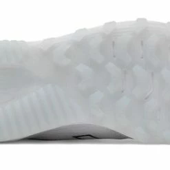 New Balance Youth Turf Shoes – White FuelCell 4040v6 (TY4040W6) -Baseball Bat Sales TY4040W6 4