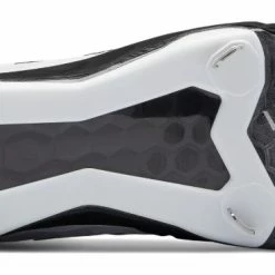 New Balance – Black/White Low-Cut L3000v4 Metal Spikes (L3000BK4) 7 New Balance – Black/White Low-Cut L3000v4 Metal Spikes (L3000BK4) -Baseball Bat Sales products l3000bk4 3